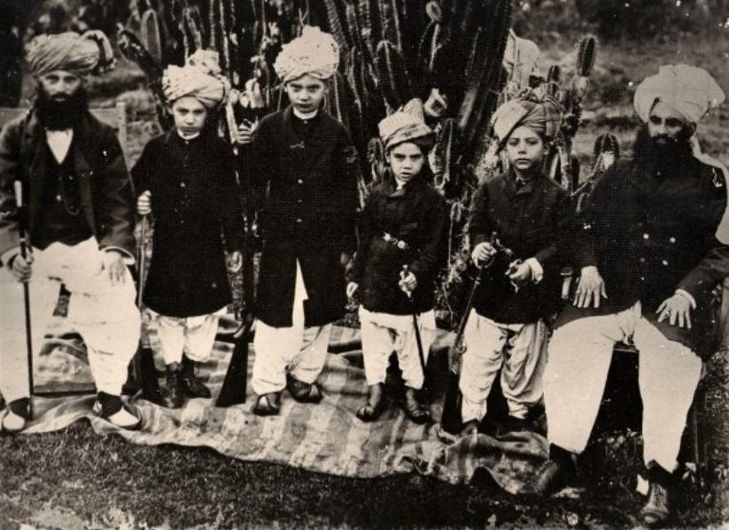 Khan Mir Aslam Khan Khattak – Akorkhel Khattaknamah